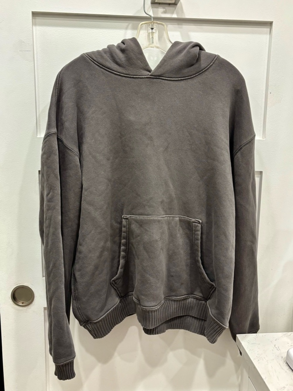 Elwood Men's Gray Washed Pullover Hoodie